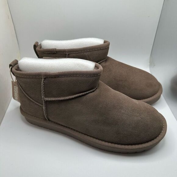 CUSHIONAIRE Women's pull on boot 11 WIDE TAUPE NWT - Picture 1 of 7